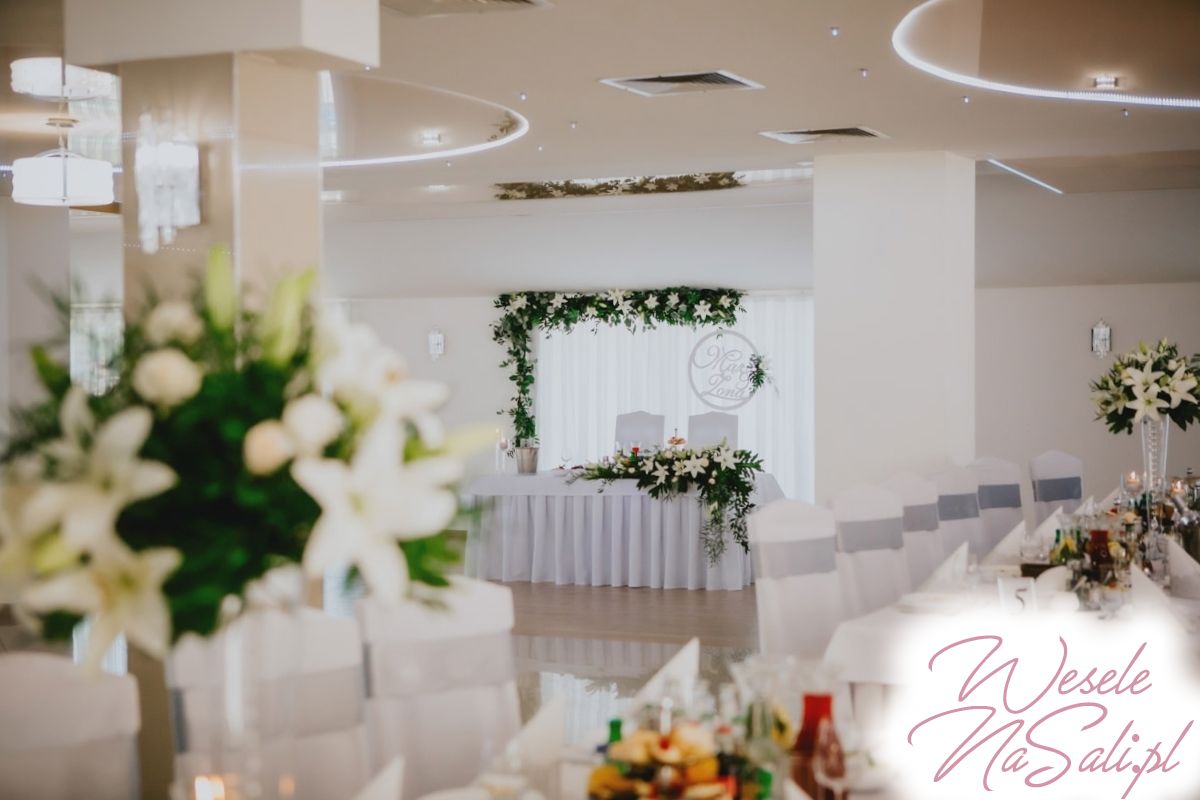 sala-bankietowa-herbowa-restauracja-i-hotel-weselenasali-pl